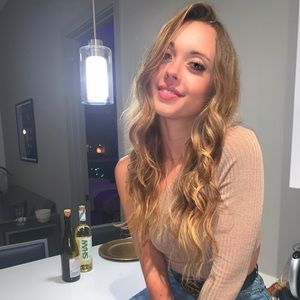 Meet your Posher, Ashlyn